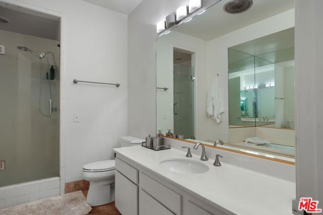 4949 Genesta Avenue 111, Los Angeles, CA 91316