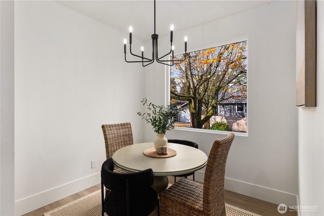 829 27th Avenue, Seattle, WA 98122