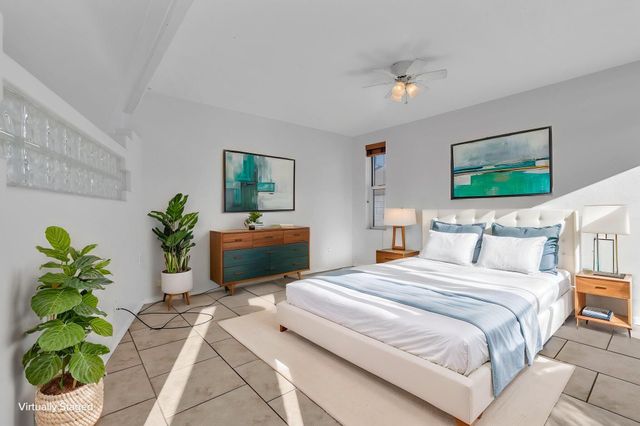 2430 Palomas Drive NE, Albuquerque, NM 87110