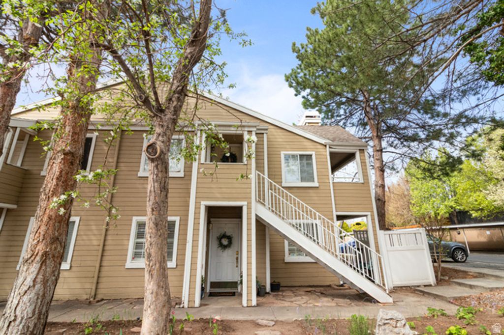 Image 1 of property listing at 1498 E FOXBORO DR #1, Salt Lake City, UT 84106