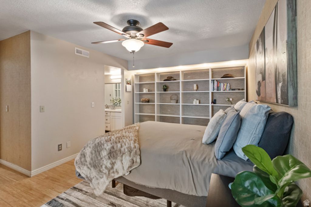 Image 11 of property listing at 1498 E FOXBORO DR #1, Salt Lake City, UT 84106