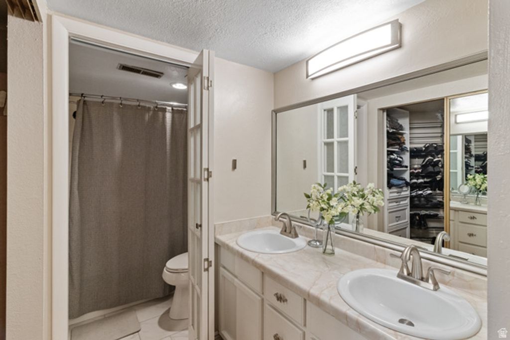 Image 12 of property listing at 1498 E FOXBORO DR #1, Salt Lake City, UT 84106