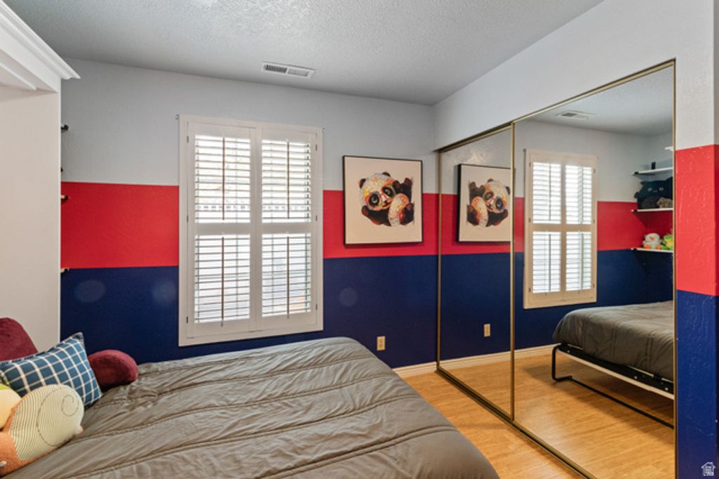 Image 15 of property listing at 1498 E FOXBORO DR #1, Salt Lake City, UT 84106