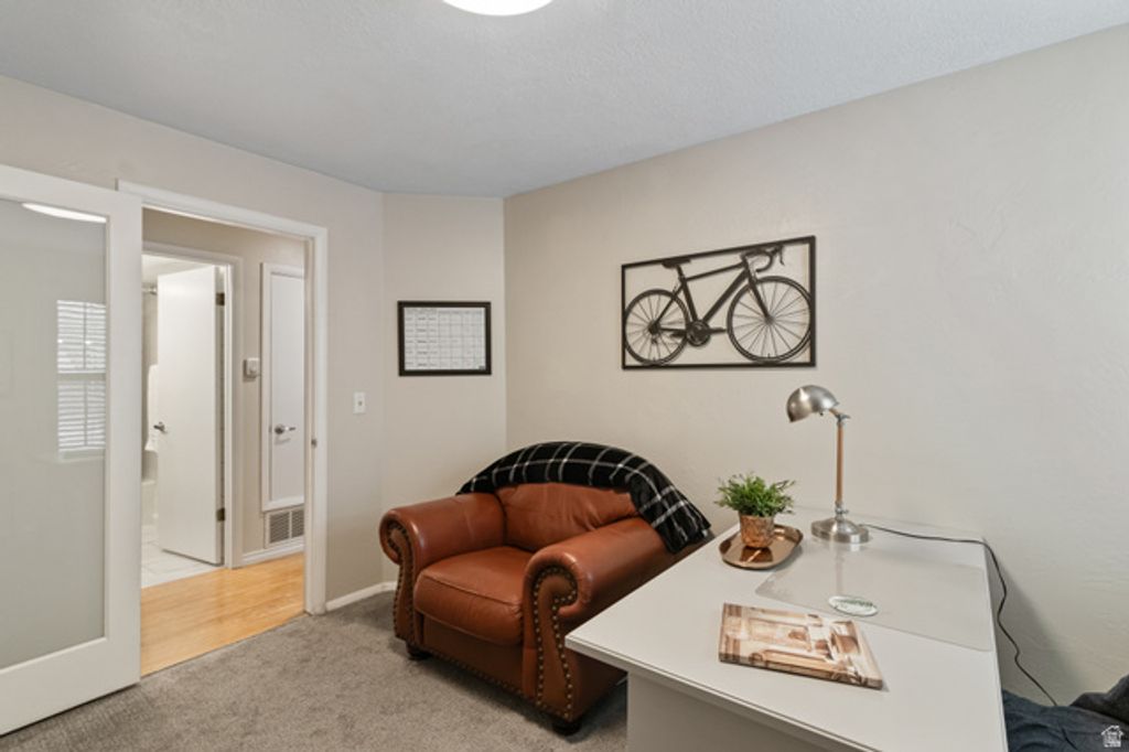 Image 17 of property listing at 1498 E FOXBORO DR #1, Salt Lake City, UT 84106