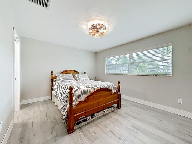 508 SHORE DRIVE, Largo, FL 33771