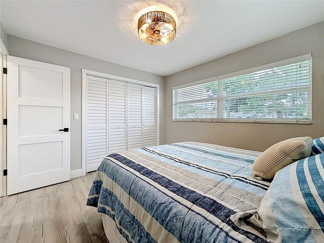 508 SHORE DRIVE, Largo, FL 33771