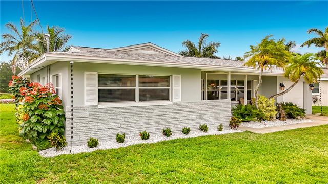 508 SHORE DRIVE, Largo, FL 33771