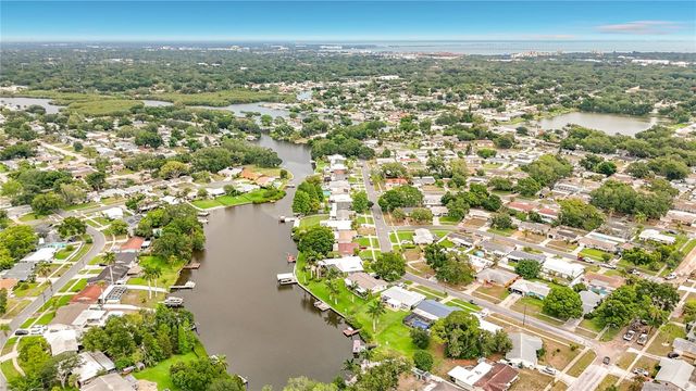 508 SHORE DRIVE, Largo, FL 33771