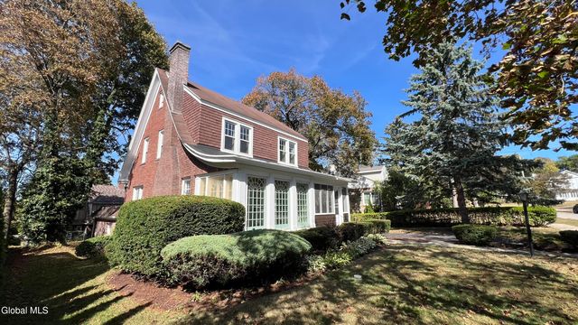 25 24th Street, Troy, NY 12180