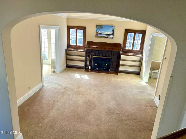 25 24th Street, Troy, NY 12180