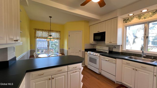 25 24th Street, Troy, NY 12180