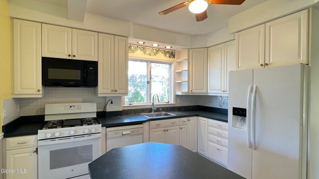 25 24th Street, Troy, NY 12180