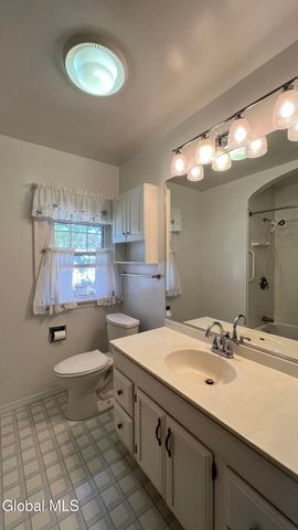 25 24th Street, Troy, NY 12180