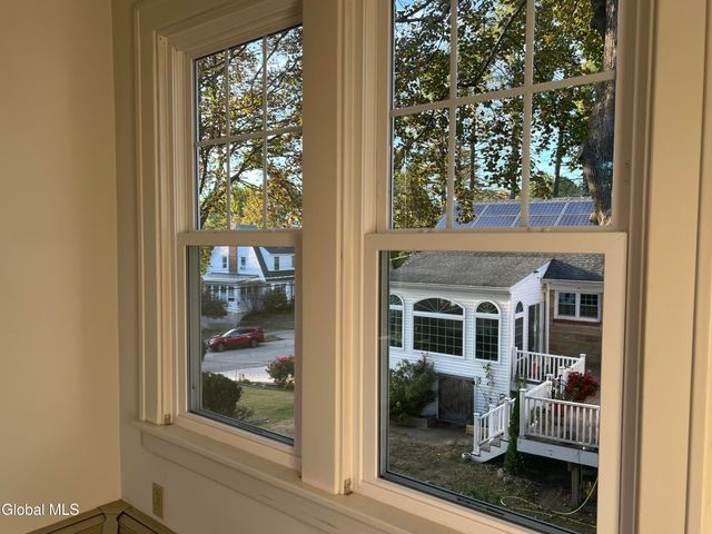 25 24th Street, Troy, NY 12180