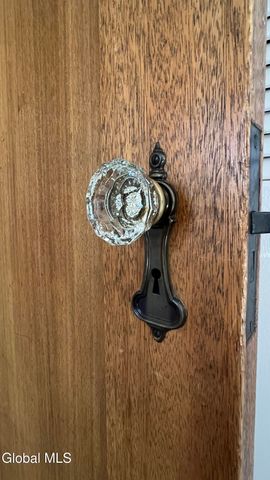 25 24th Street, Troy, NY 12180