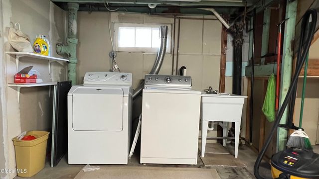 25 24th Street, Troy, NY 12180