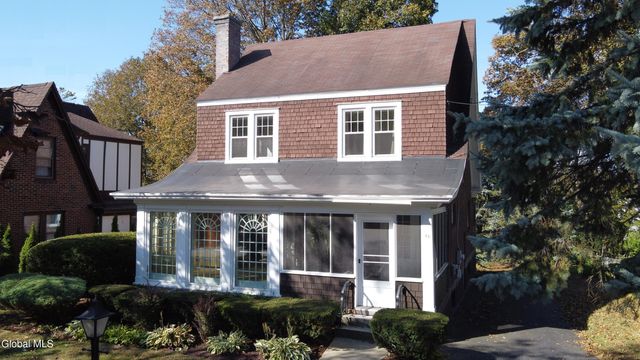 25 24th Street, Troy, NY 12180