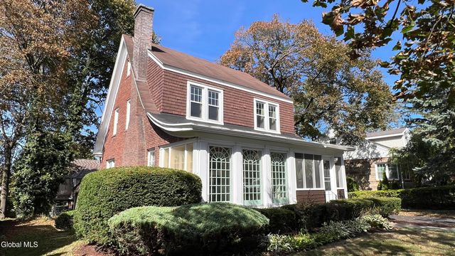 25 24th Street, Troy, NY 12180