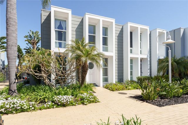4021 Aladdin Drive, Huntington Beach, CA 92649