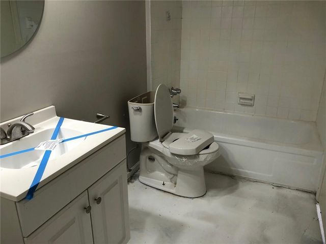 6012 Woodside Avenue, Kansas City, MO 64133