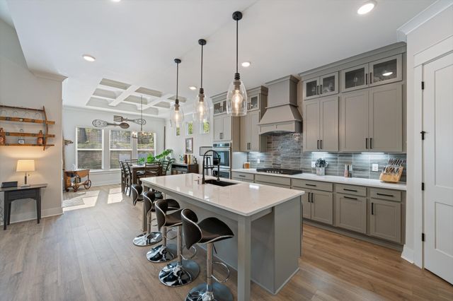 7231 Richvale Dr, Fairview, TN 37062