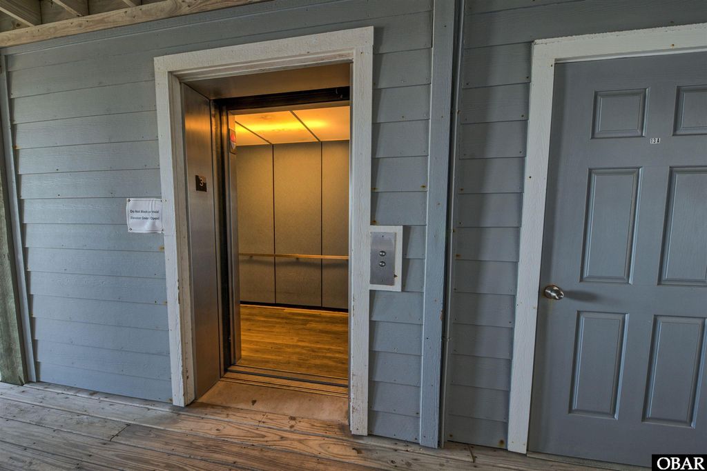 Image 30 of property listing at 24250 Resort Rodanthe Dr # 13A, Rodanthe, NC 27968