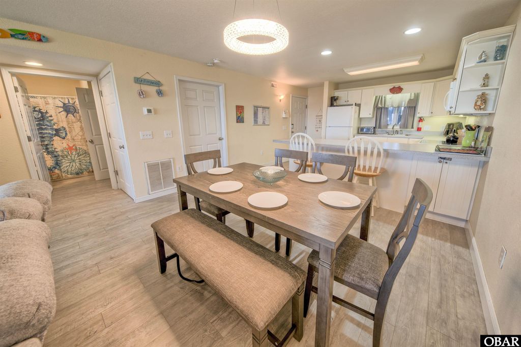 Image 4 of property listing at 24250 Resort Rodanthe Dr # 13A, Rodanthe, NC 27968