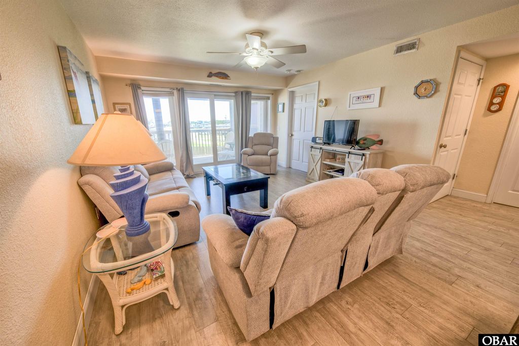 Image 8 of property listing at 24250 Resort Rodanthe Dr # 13A, Rodanthe, NC 27968