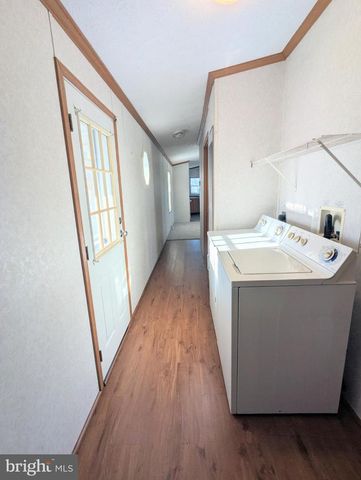 107 TRAILWAY RD, Middle River, MD 21220