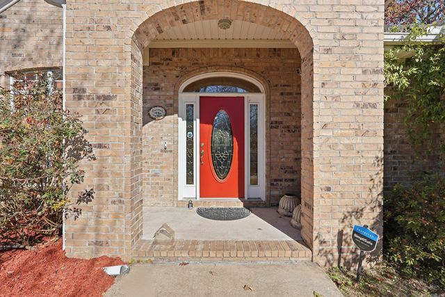 24 Eagle Nest Court, Little Rock, AR 72210