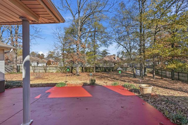 24 Eagle Nest Court, Little Rock, AR 72210