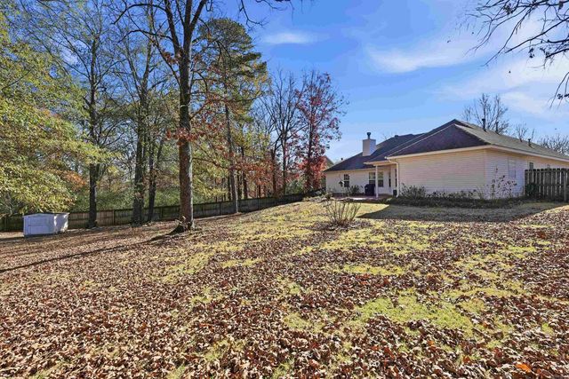 24 Eagle Nest Court, Little Rock, AR 72210