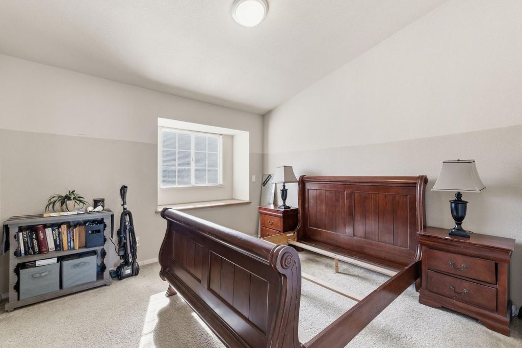 Image 25 of property listing at 2670 Bliss Avenue, Clovis, CA 93611