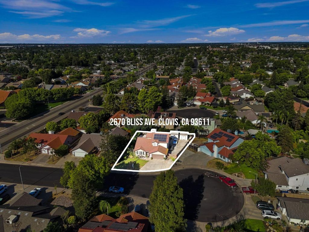 Image 34 of property listing at 2670 Bliss Avenue, Clovis, CA 93611