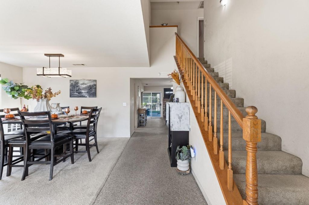 Image 8 of property listing at 2670 Bliss Avenue, Clovis, CA 93611