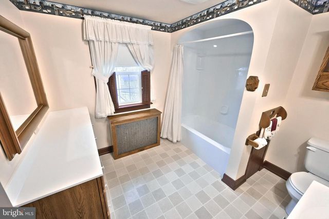 99 5TH ST, Hanover, PA 17331