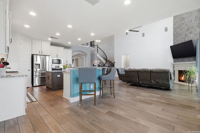 109 BOULDER CRK, Boerne, TX 78006