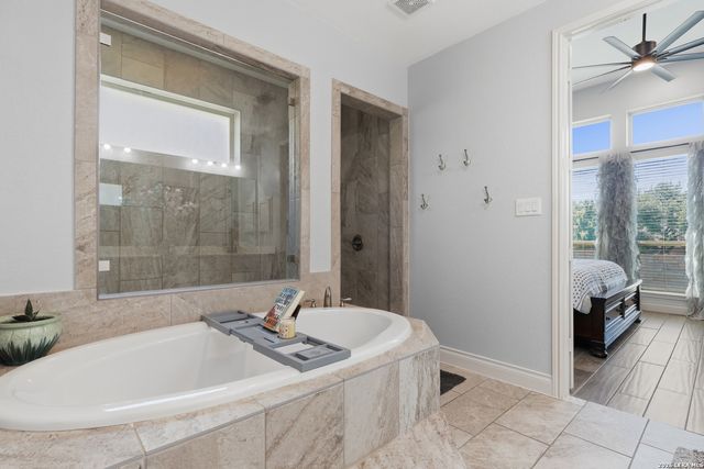 109 BOULDER CRK, Boerne, TX 78006