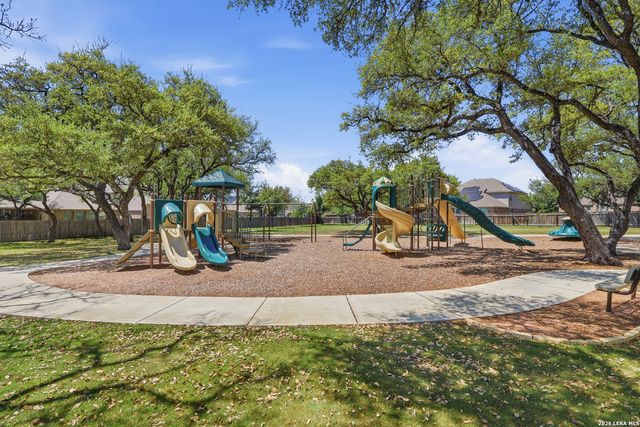 109 BOULDER CRK, Boerne, TX 78006