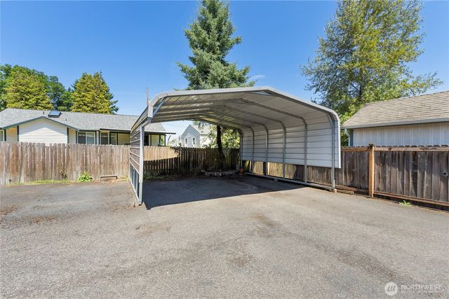 8528 S 121st Street, Seattle, WA 98178