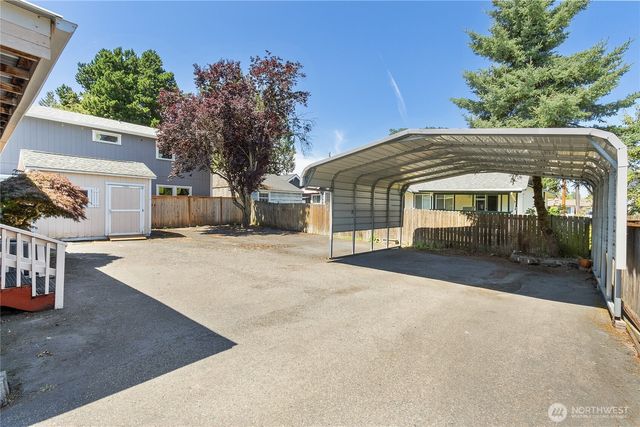 8528 S 121st Street, Seattle, WA 98178
