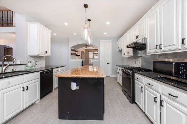 1687 Sandstone Drive, Frisco, TX 75034