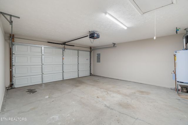 7721 Red Bay Way, Knoxville, TN 37919