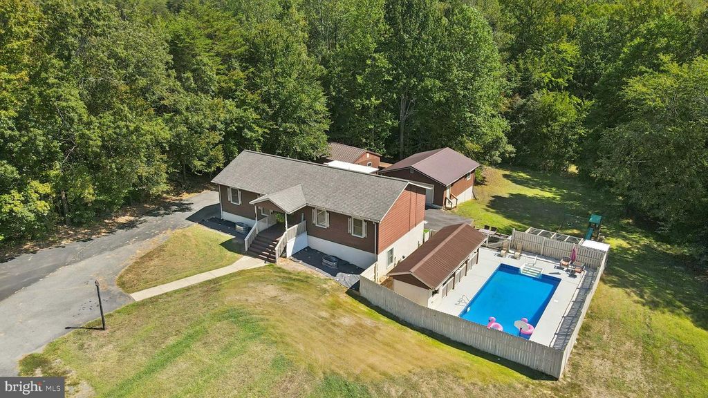 101 RAMOTH CHURCH RD, Stafford, VA 22554