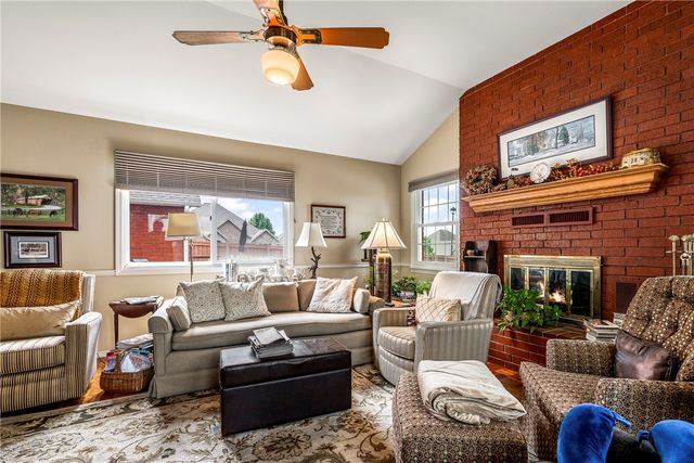1406 W Birch Drive, Rogers, AR 72758