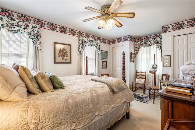 1406 W Birch Drive, Rogers, AR 72758