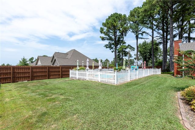 1406 W Birch Drive, Rogers, AR 72758