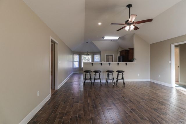 285 Prospect Farms Lane, Jonesboro, AR 72405