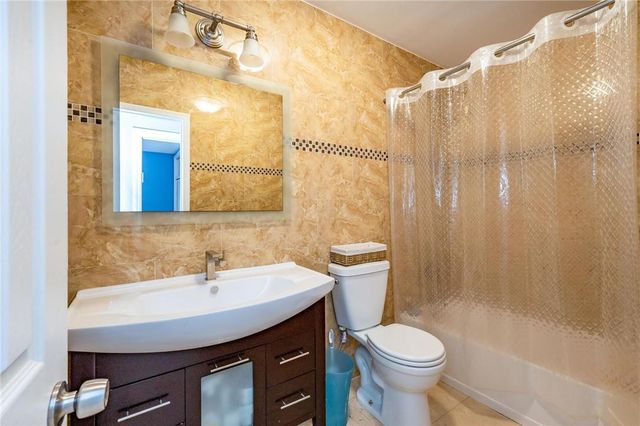 4000 N 41st Court, Hollywood, FL 33021