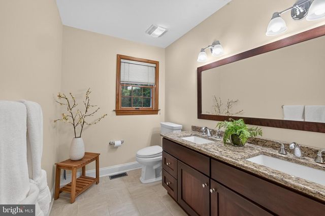1465 LITTLE CREEK LN, Collegeville, PA 19426